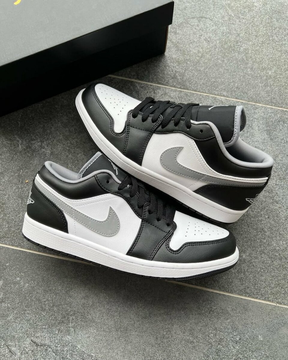 Air Jordan low 1