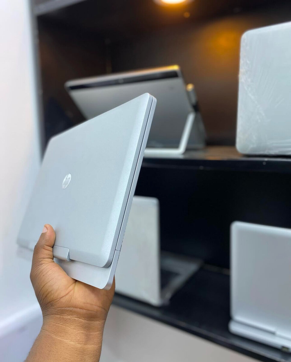 Hp Revolve
