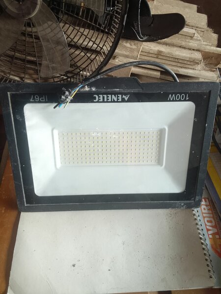 Projecteur LED Extérieur 100W