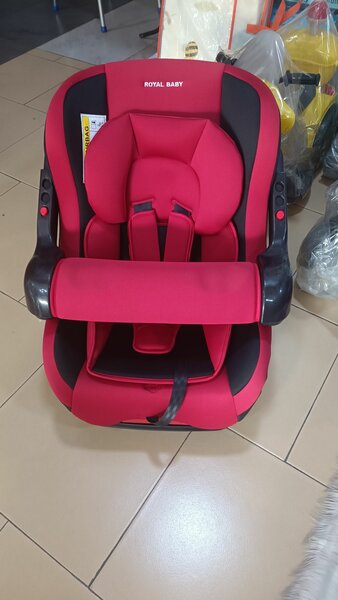 Infant to toddler car seat