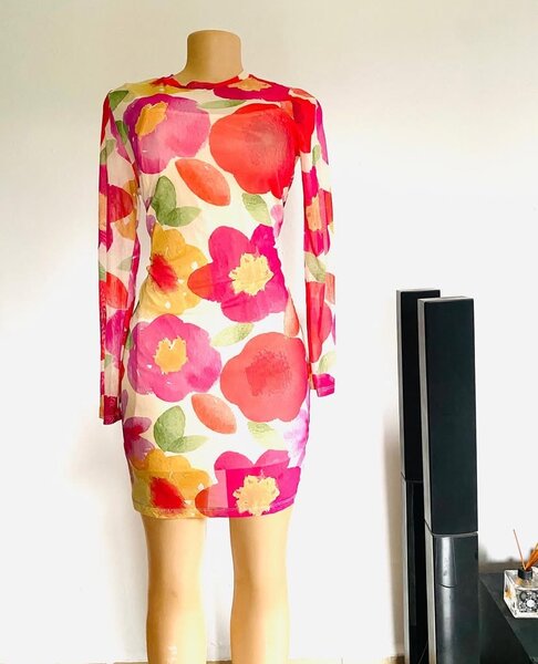 Robe transparente Fleurie