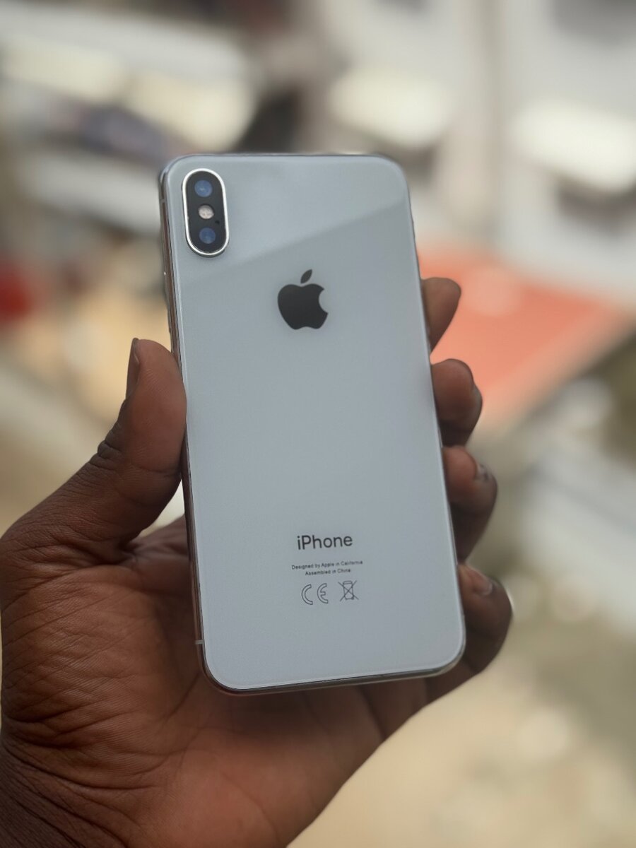 iPhone Blanc 64 Go Reconditionné