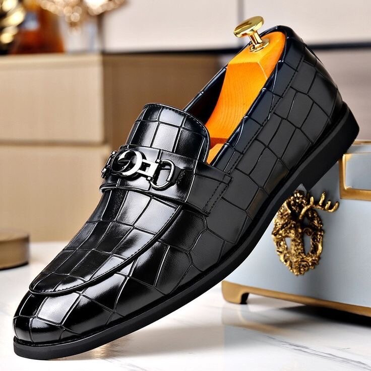 Shoe