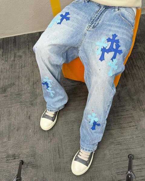 Trendy Cross Patch Jeans