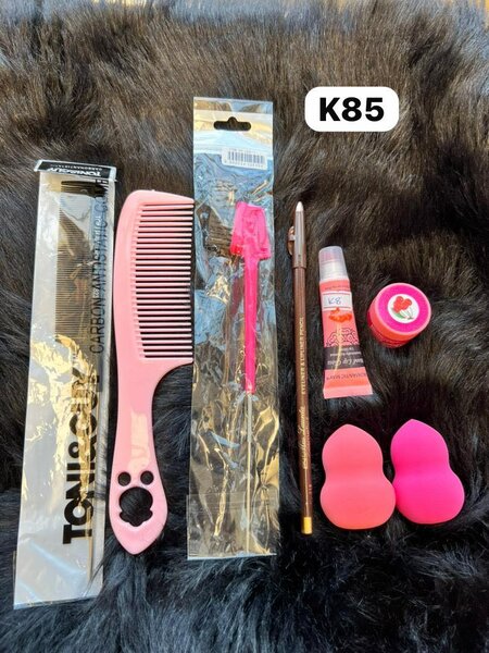 Make up combo