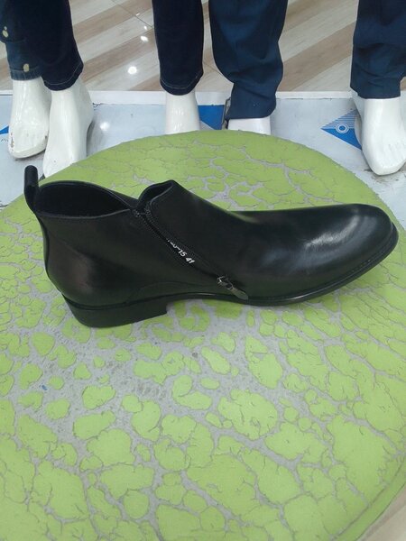 Shoes and suites