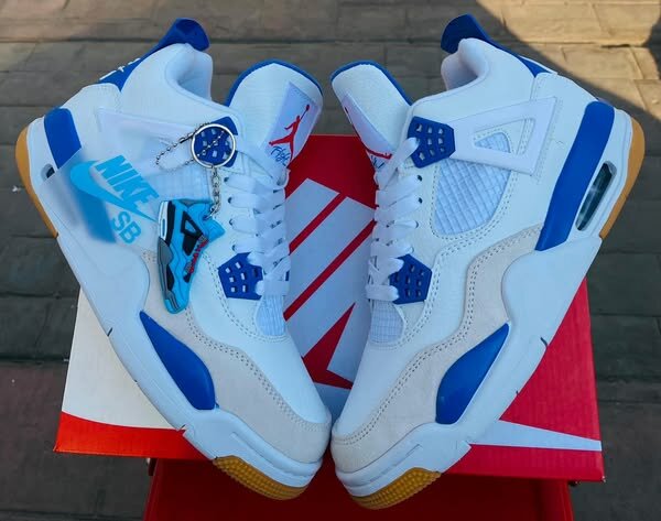 Jordan 4 