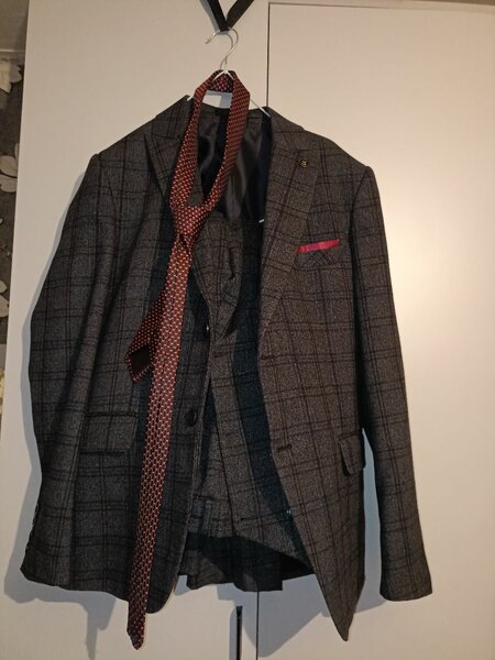 Slim Fit