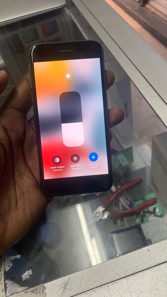 iPhone 8