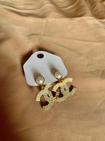 Fashion earrings