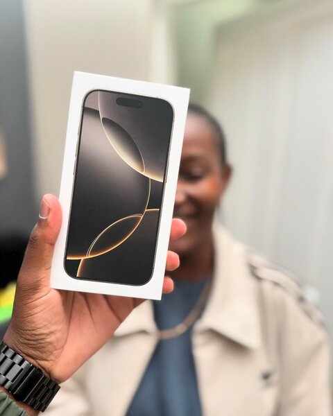 iPhone 16 pro max