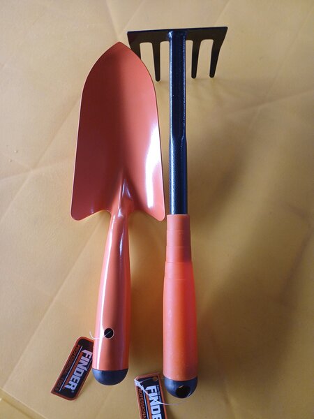 Gardening tools