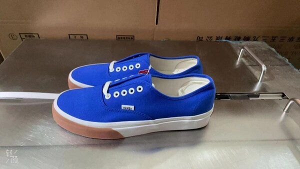 Vans original