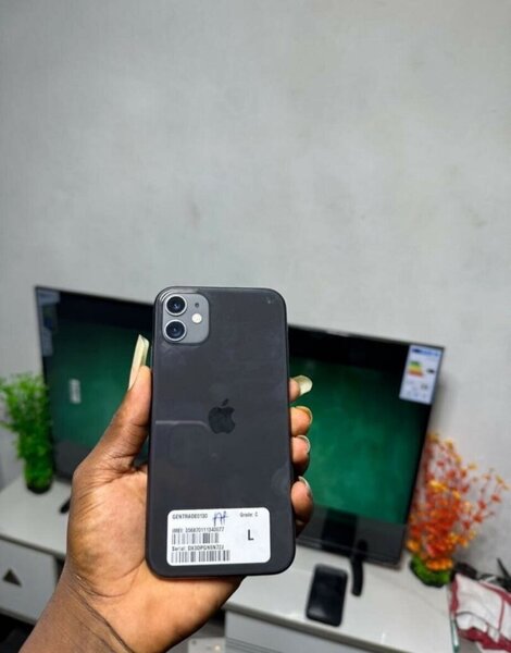 iPhone 11