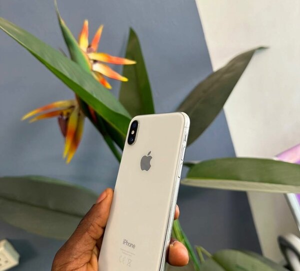 ROGGER IPHONES
