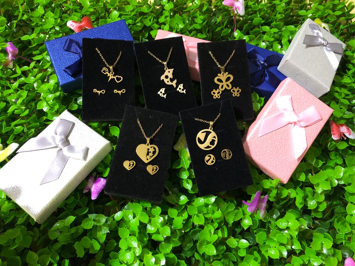 Colliers Pendentifs en Or Personnalisés