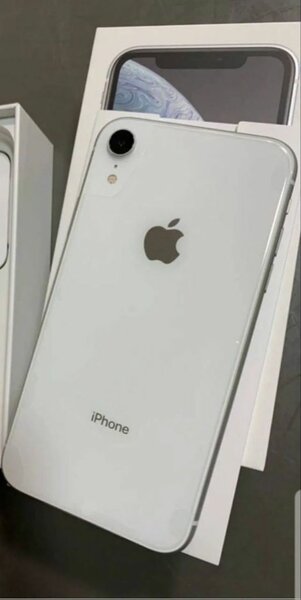 iPhone XR