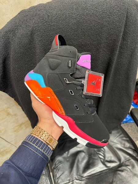 AIR JORDAN SNEAKER