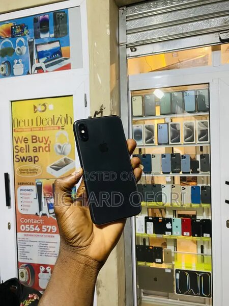 Apple iPhone XS Max 64 GB Black