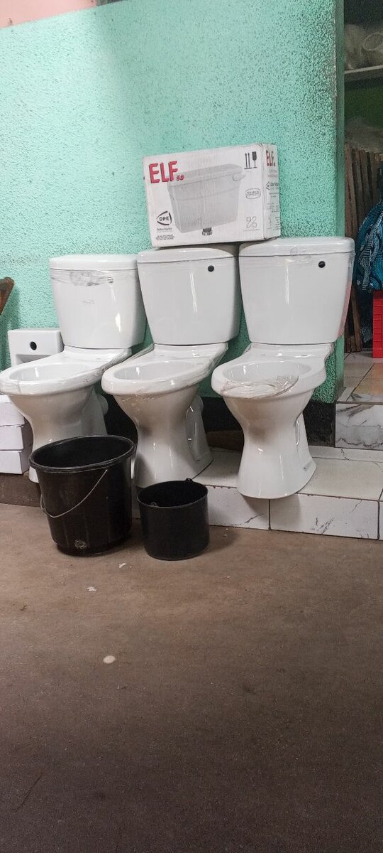 Betta toilets