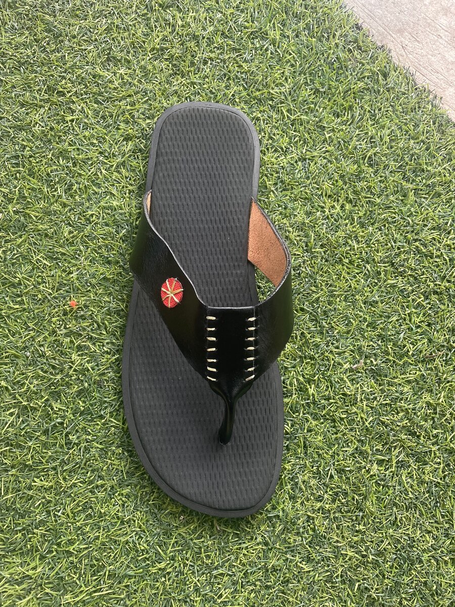 LV mens slippers
