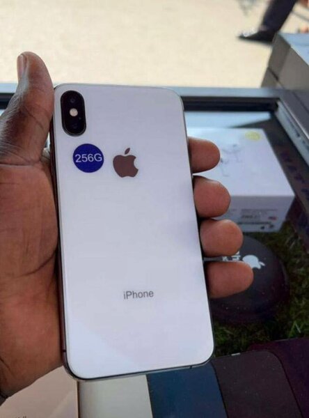 IPHONE XS MAX