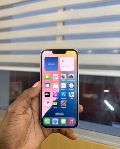 iPhone 13