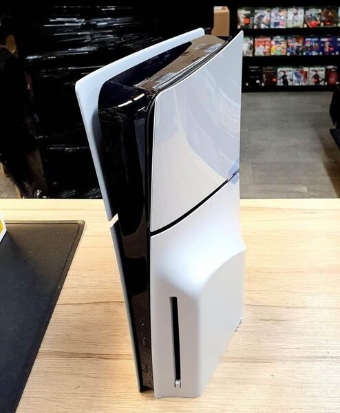 PLAYSTATION PS5
