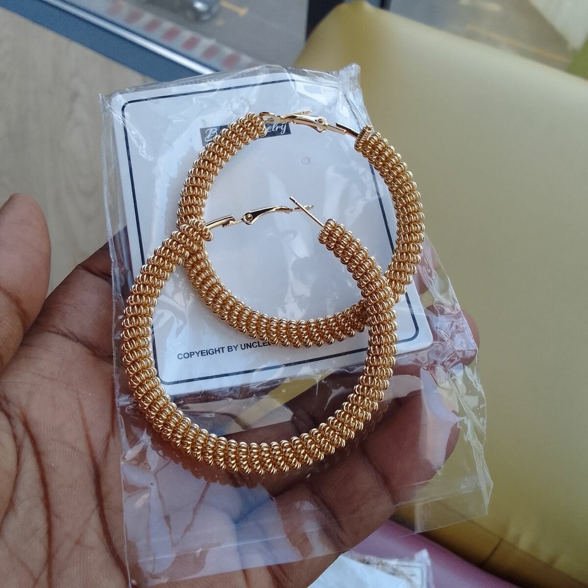 Boucles d'oreilles créoles dorées