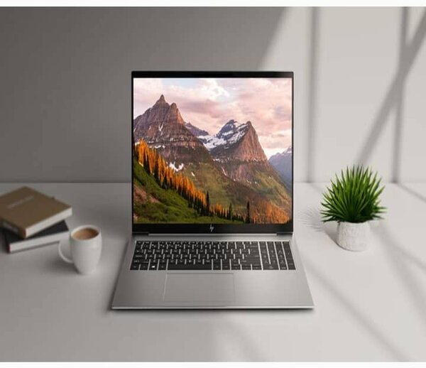 HP Elitebook 830 G9