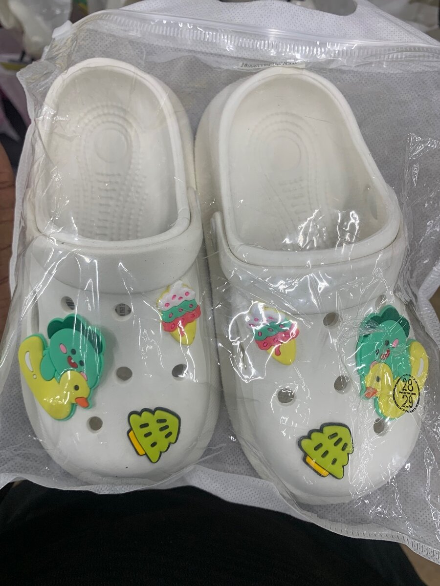 Mules enfants blanches décoratives