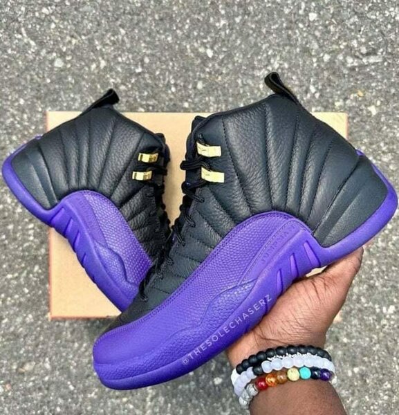 AIR JORDAN