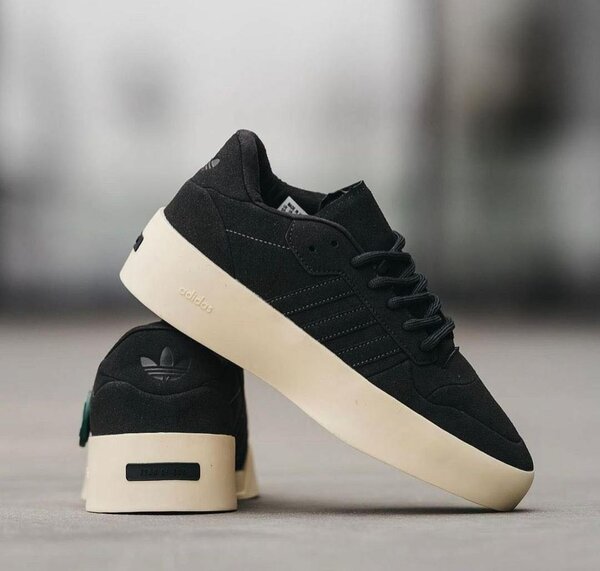 ADIDAS CLASSIC