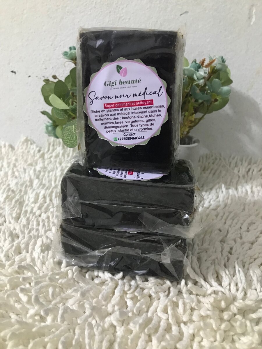 Savon Noir Médical Anti-imperfections