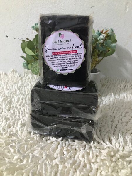 Savon Noir Médical Anti-imperfections