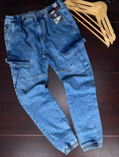 Cargo Jeans