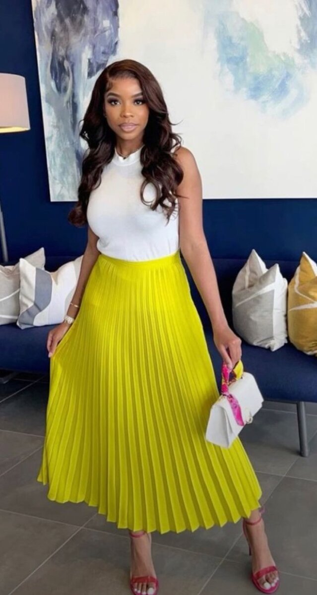 Silk pleated skirt