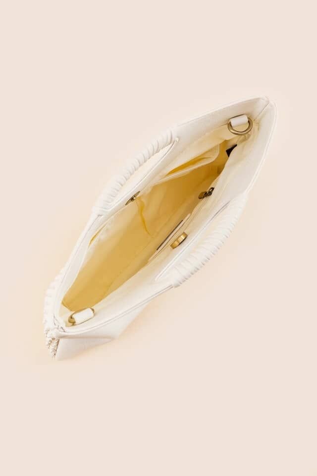 MARIAM SOFT STRAW CUT OUT HANDLE TOTE