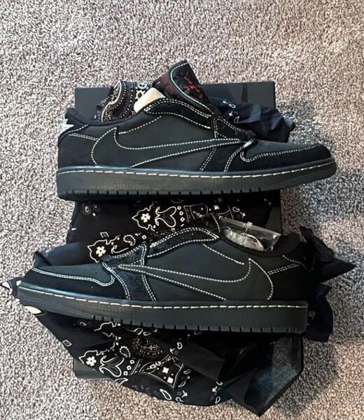 Nike Travis scoot