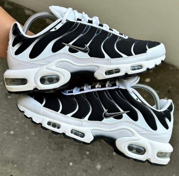 Basket Nike TN