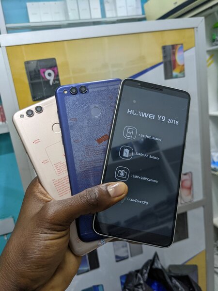 Huawei Y9 2018