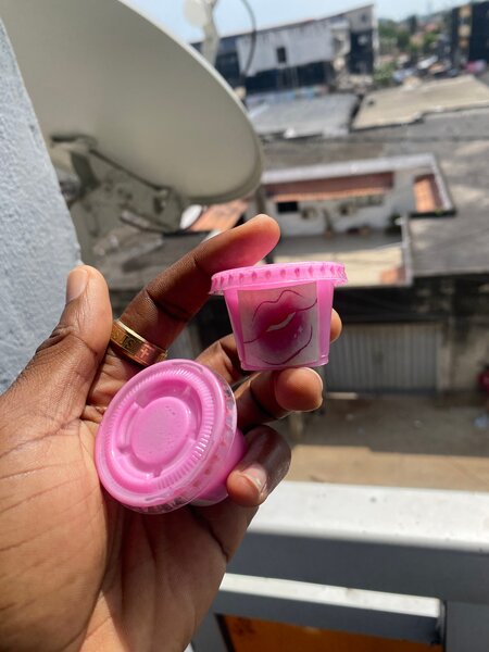 Boîtes de Maquillage Colorées