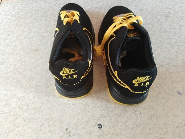 Nike air