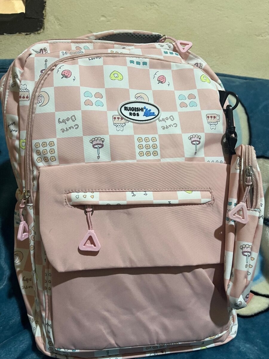 Sacs à dos mignons colorés