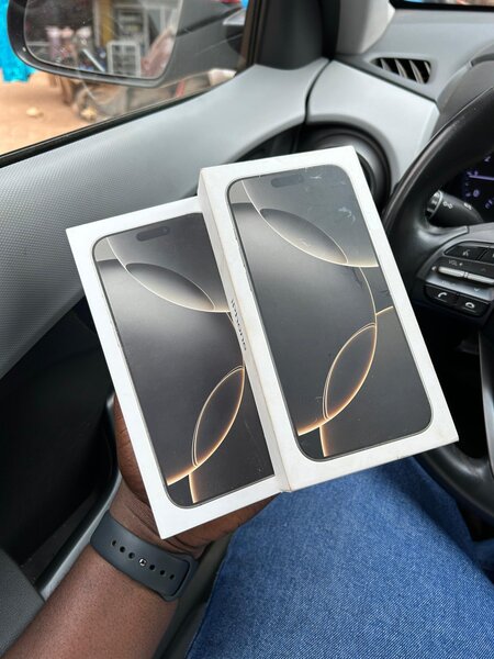 iPhone 16 Pro Max