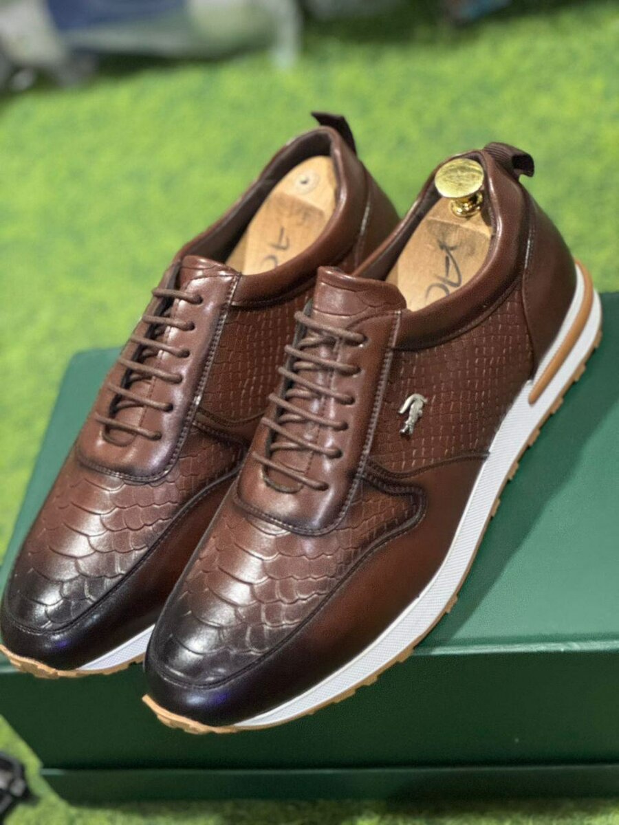 Chaussures élégantes hommes cuir