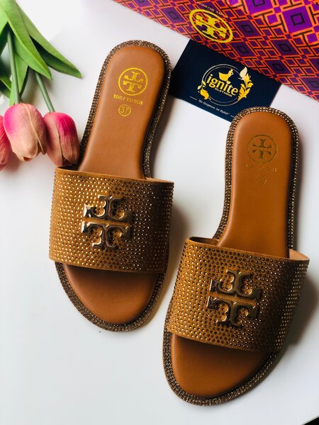 Ladies sandals