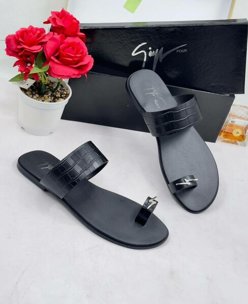 Fashion slippers