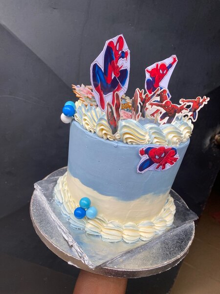 Gâteau Spiderman