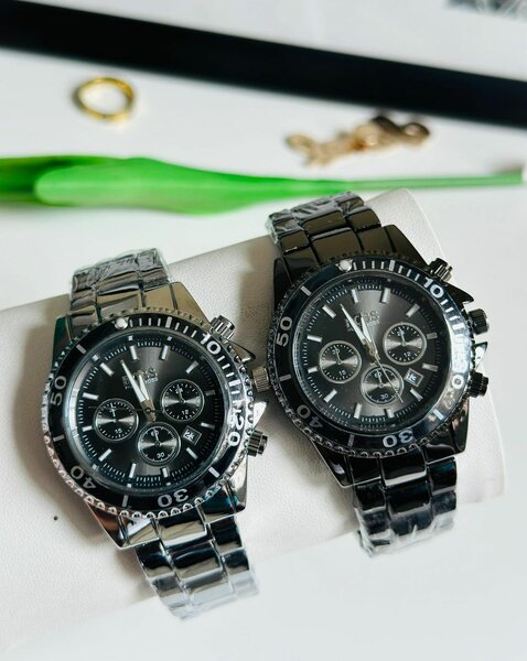 WRIST WATCH
